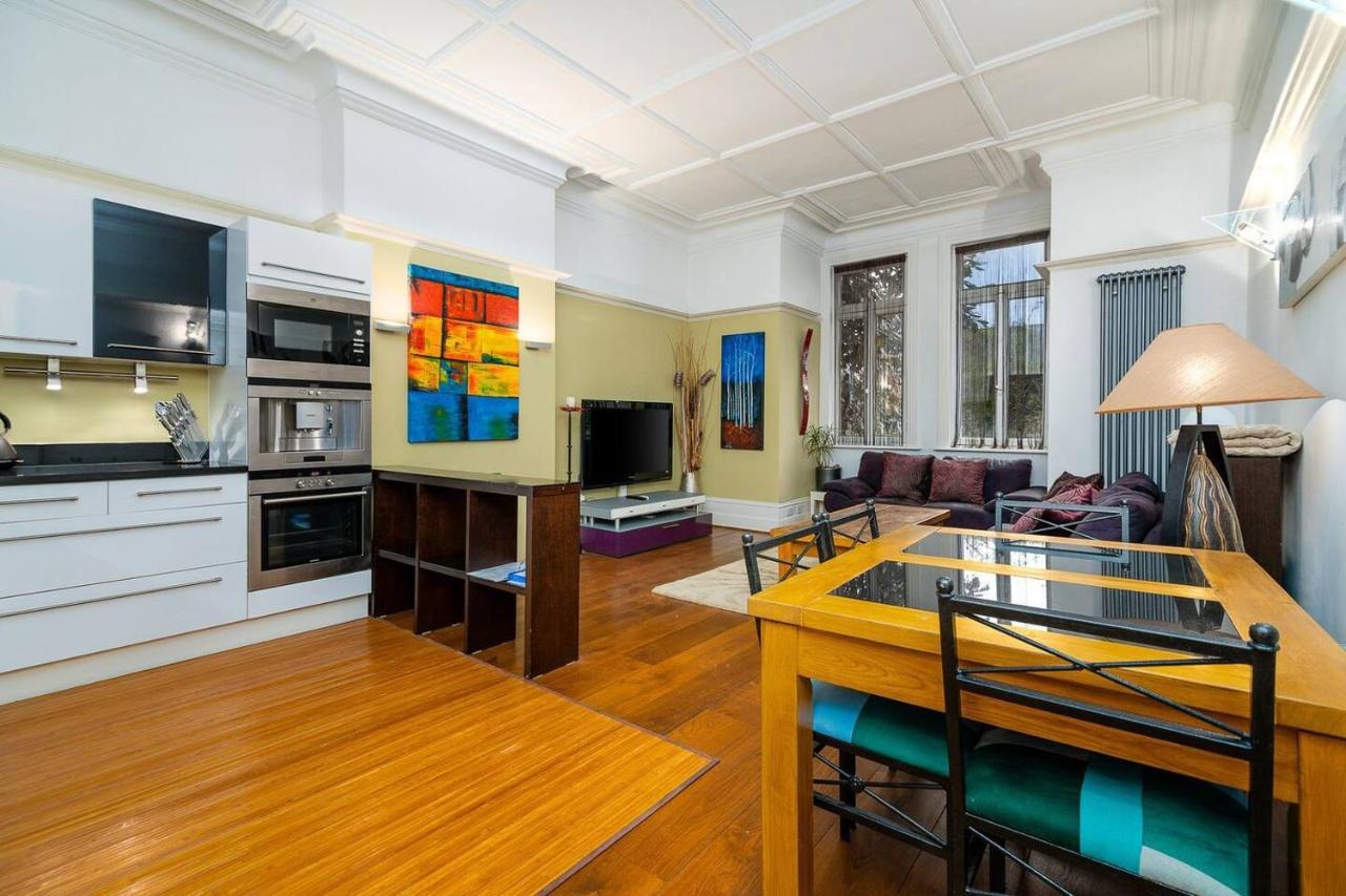 Luxury Large 1 Bed Apartment With Garden In Hampstead Min 3 Nights London Bagian luar foto